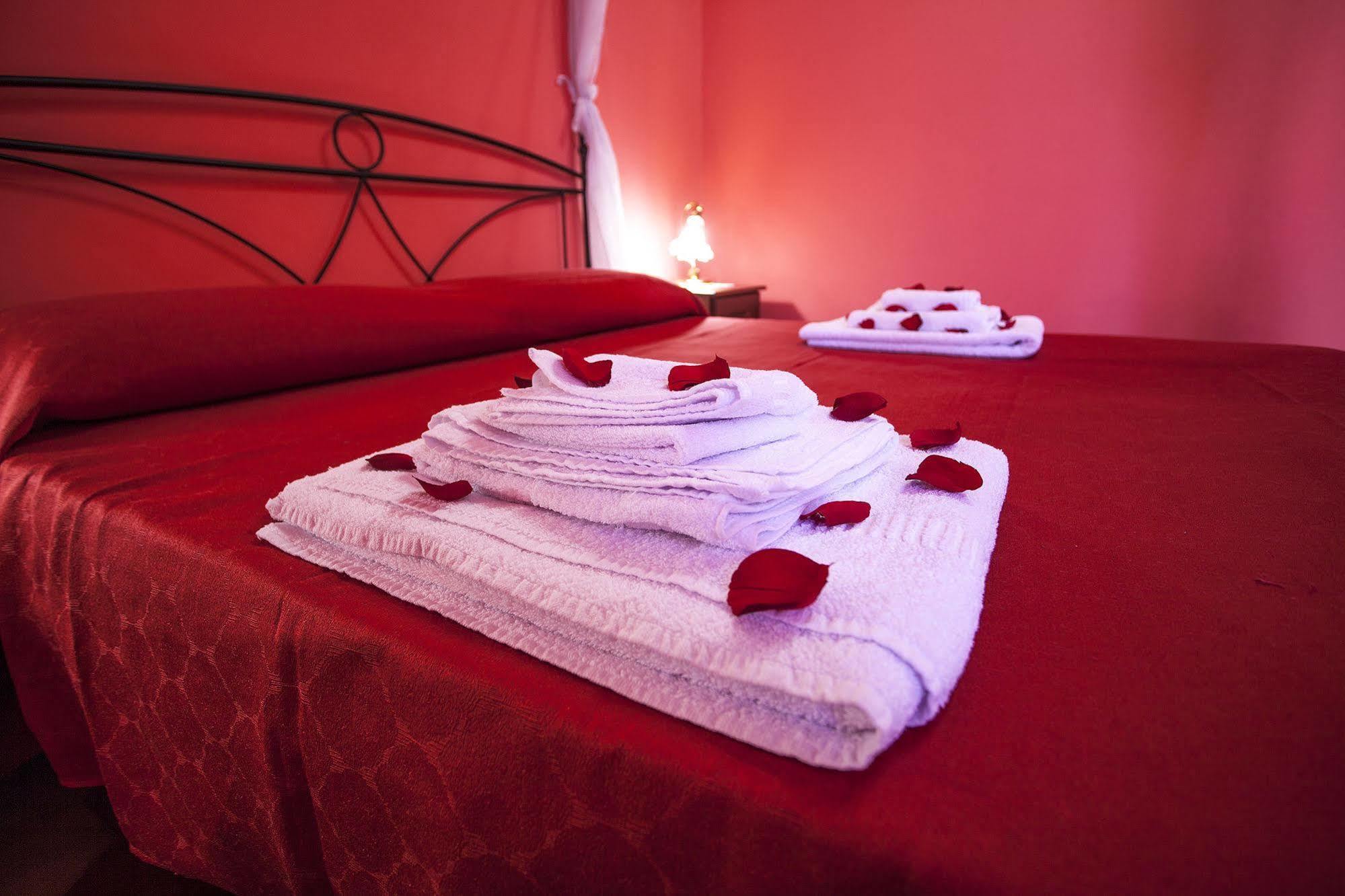 リポスト Siciliaetnamare Bed & Breakfast エクステリア 写真