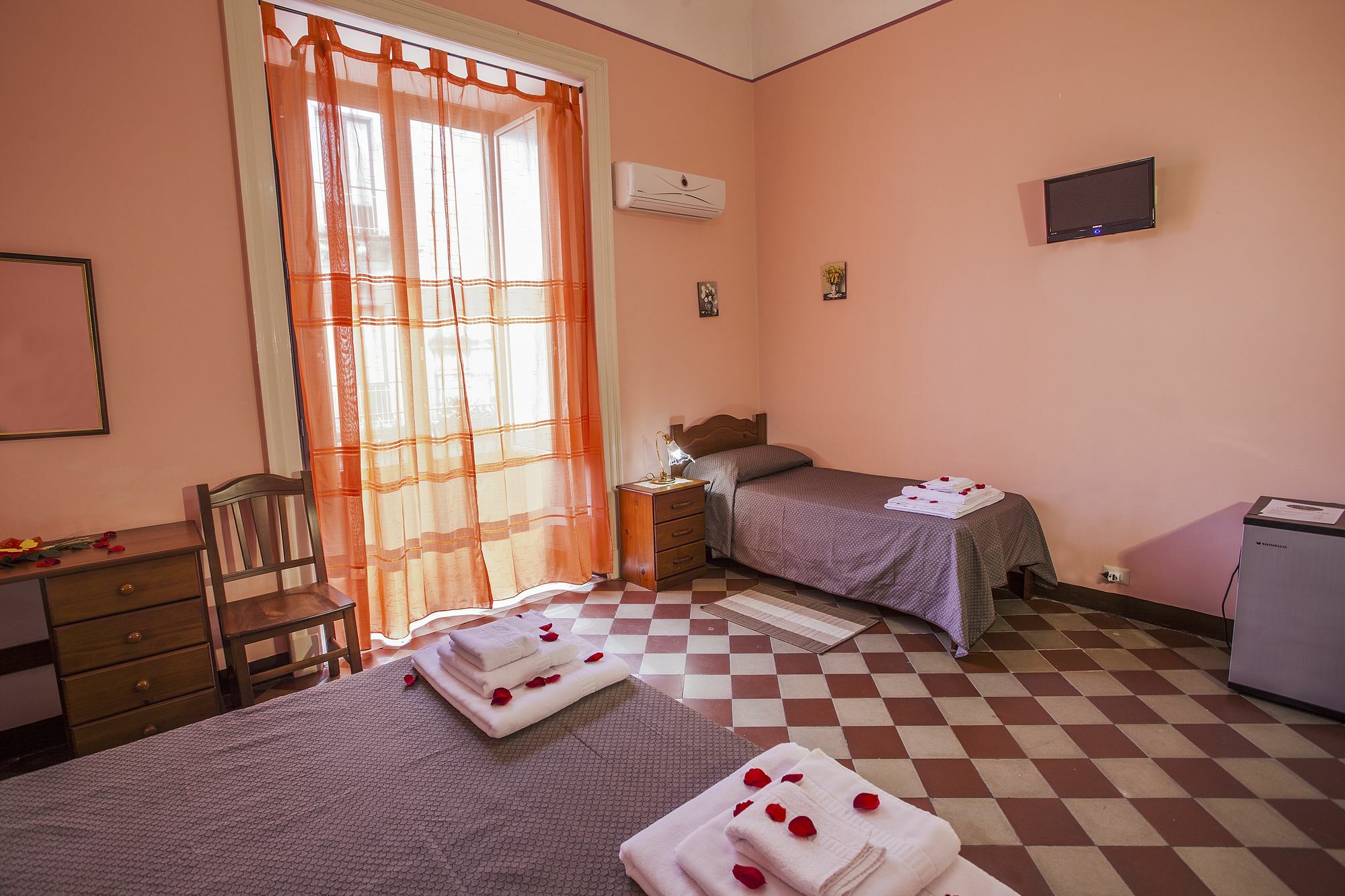 リポスト Siciliaetnamare Bed & Breakfast エクステリア 写真