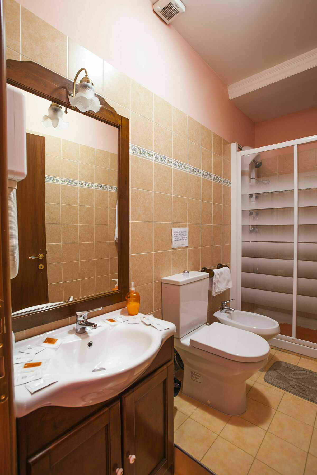 リポスト Siciliaetnamare Bed & Breakfast エクステリア 写真